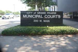 Multas de Conducción con Licencia Inválida en Grand Prairie